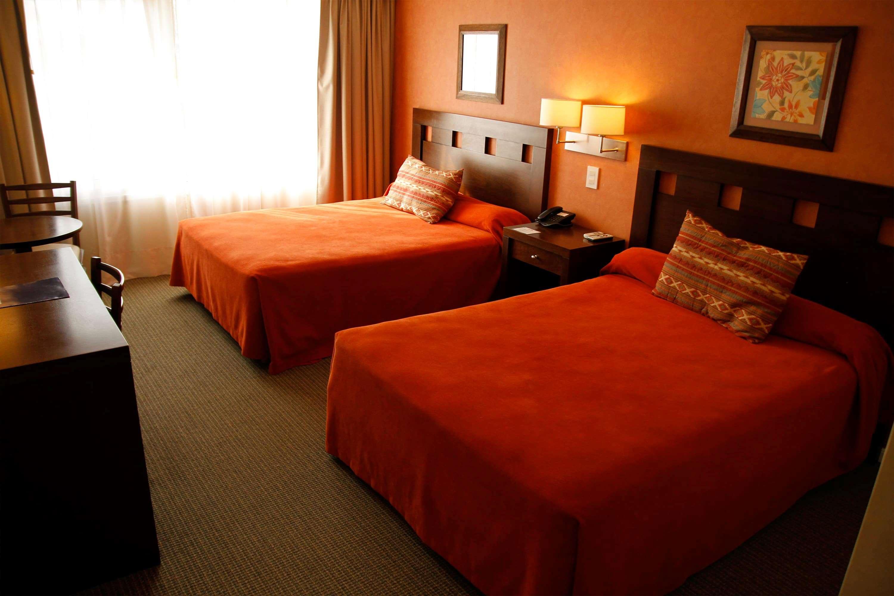 Hotel Howard Johnson Trenque Lauquen Ngoại thất bức ảnh